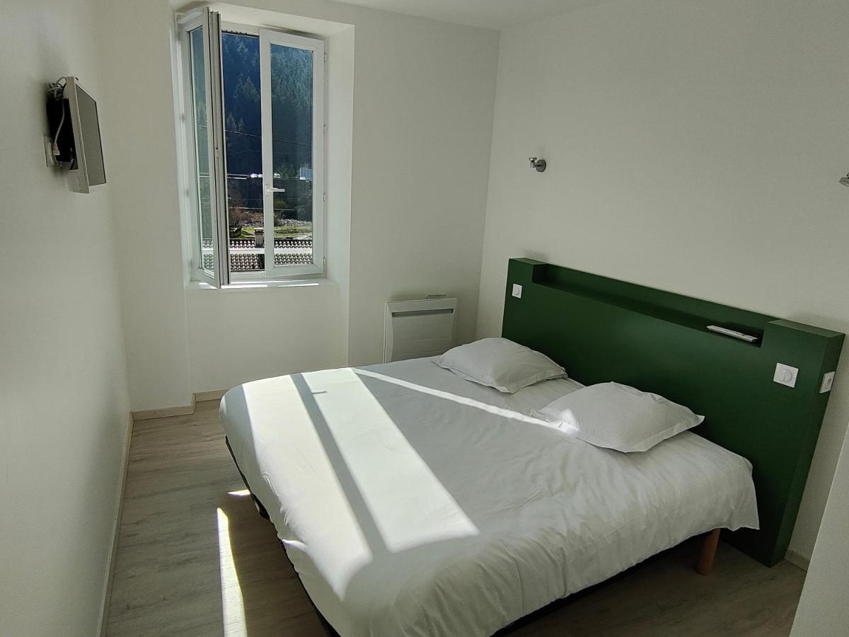 Le Payanke Ardechois Hotell Saint-Martin-de-Valamas Exteriör bild